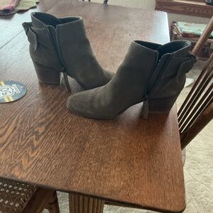 Sole Society Women's Ankle Boots in Dark Olive